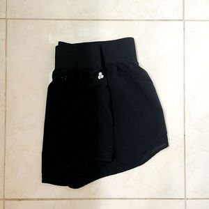 TEK GEAR , black shorts , high wasted , size M (medium) , WORKOUT GEAR